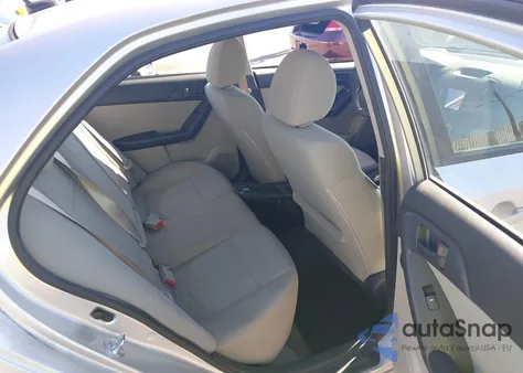 2010 Kia Forte Ex z USA, uszkodzony, nr VIN KNAFU4A2XA5218437